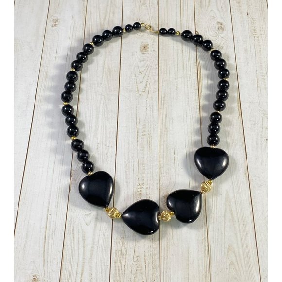 14k Yellow Gold Black Onyx Hearts Beaded Necklace 15.5 inches Vintage